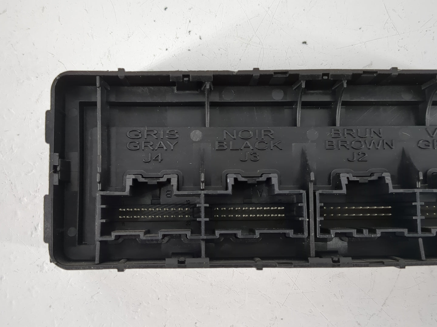 2011-2013 Chevrolet Cruze Body Control Module Bcm Inner Cabin Fuse Box - Oemusedautoparts1.com