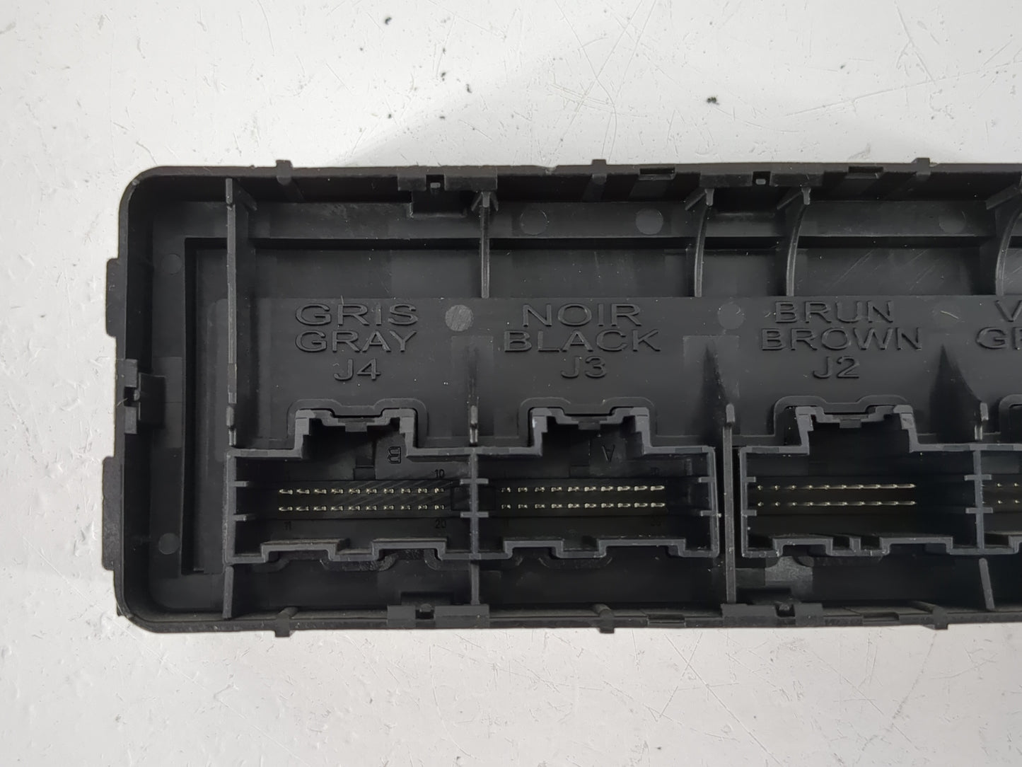 2011-2013 Chevrolet Cruze Body Control Module Bcm Inner Cabin Fuse Box - Oemusedautoparts1.com