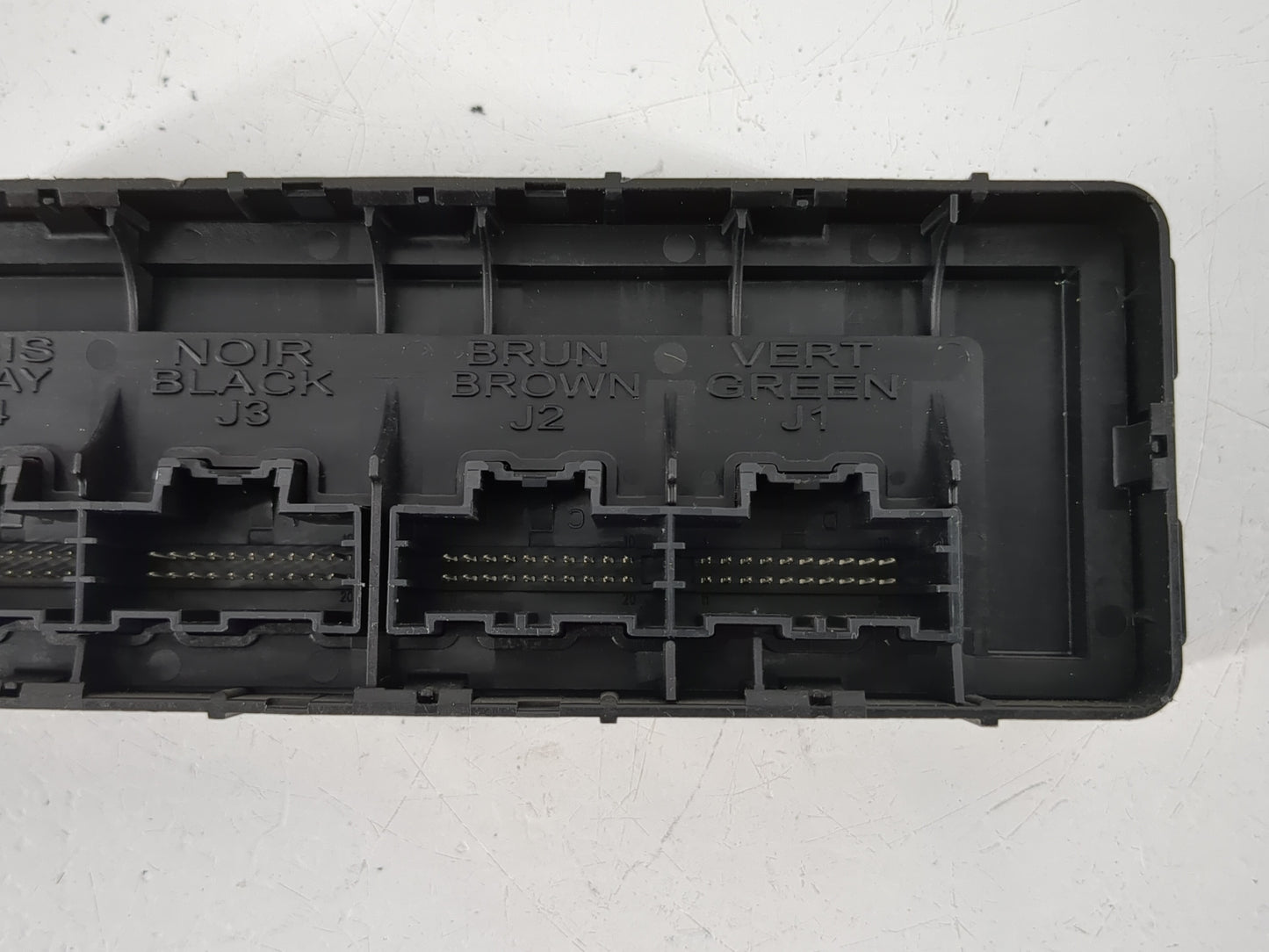 2011-2013 Chevrolet Cruze Body Control Module Bcm Inner Cabin Fuse Box - Oemusedautoparts1.com