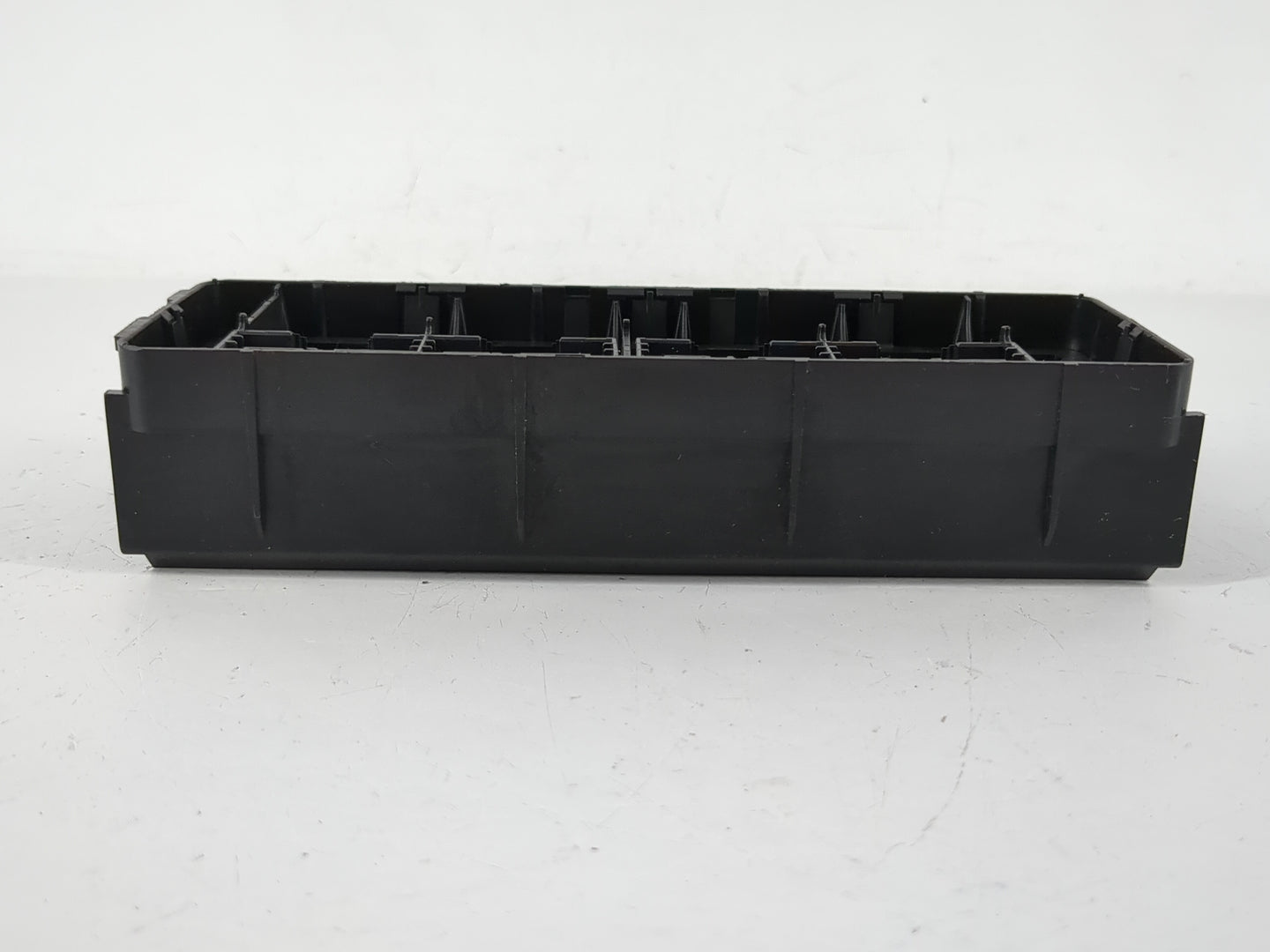2011-2013 Chevrolet Cruze Body Control Module Bcm Inner Cabin Fuse Box - Oemusedautoparts1.com