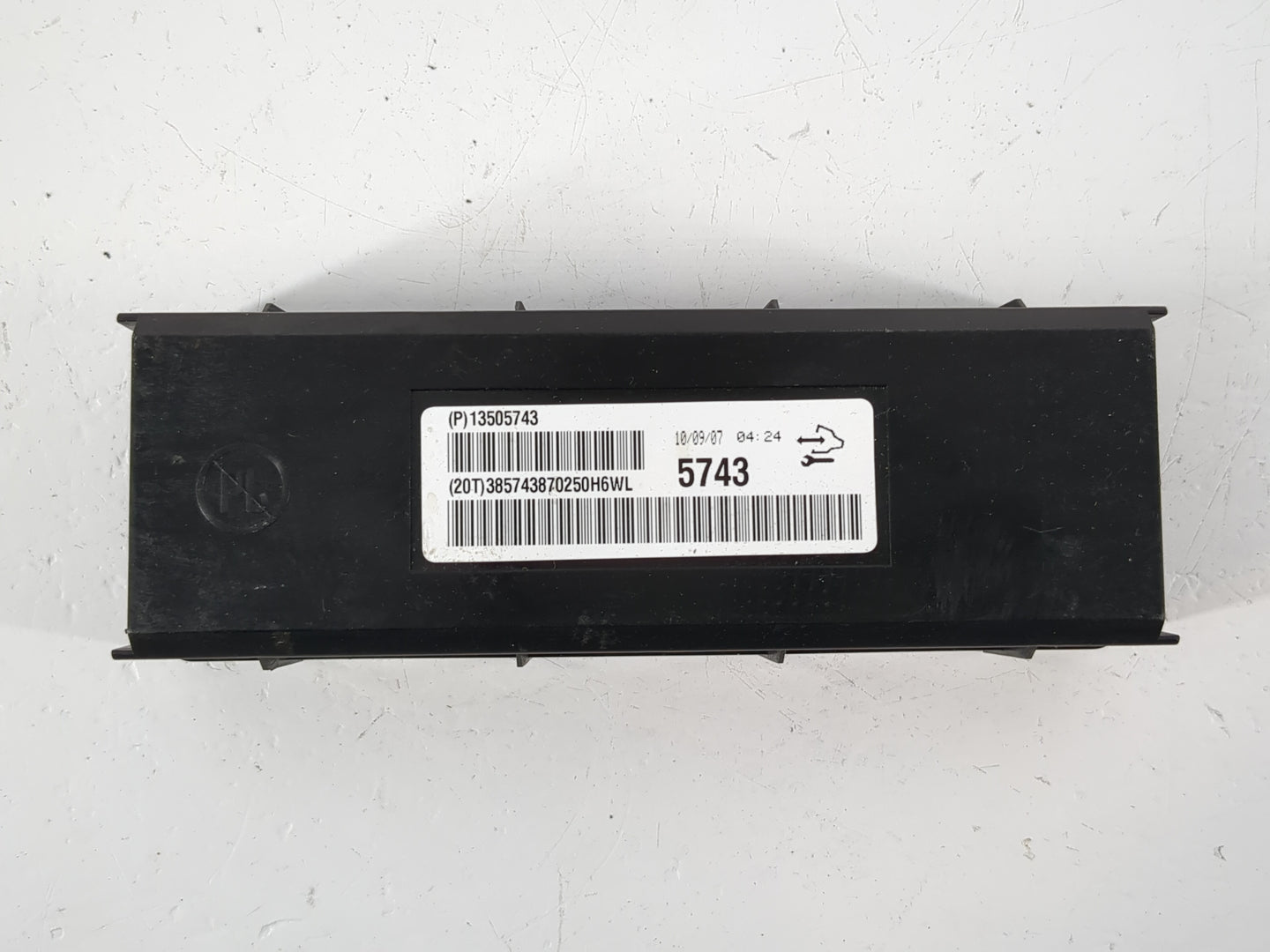 2011-2013 Chevrolet Cruze Body Control Module Bcm Inner Cabin Fuse Box - Oemusedautoparts1.com