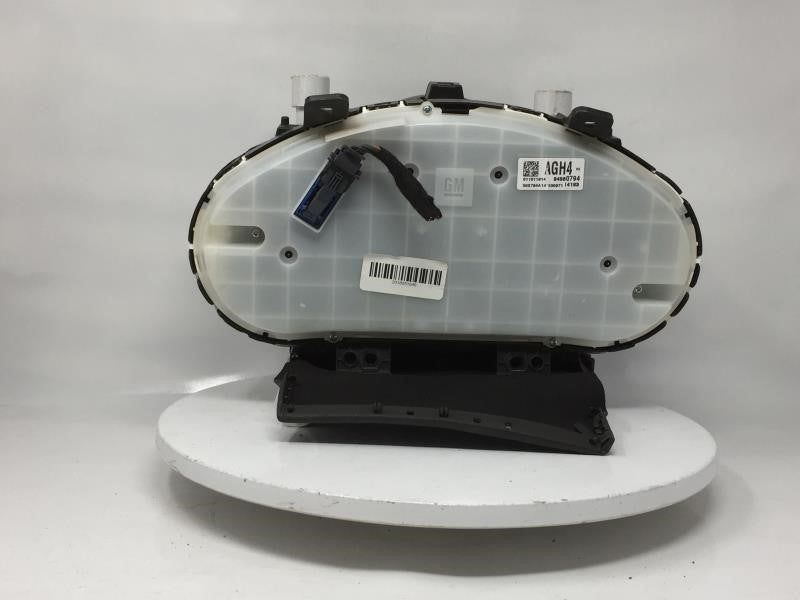 2011 Chevrolet Cruze Instrument Cluster Speedometer Gauges P/N:10K MI. PN:94560794 Fits OEM Used Auto Parts - Oemusedautopar