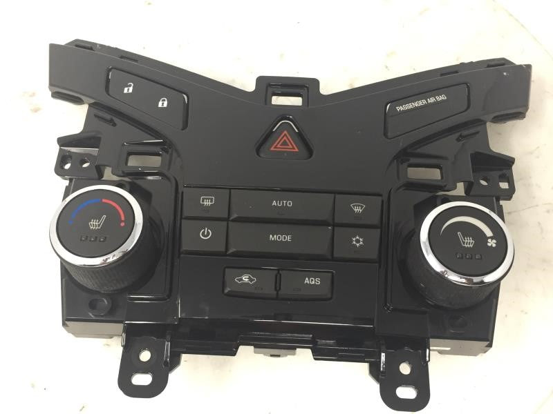 2011 Chevrolet Cruze Climate Control Module Temperature AC/Heater Replacement P/N:95952721 Fits Fits 2012 2013 2014 2015 OEM