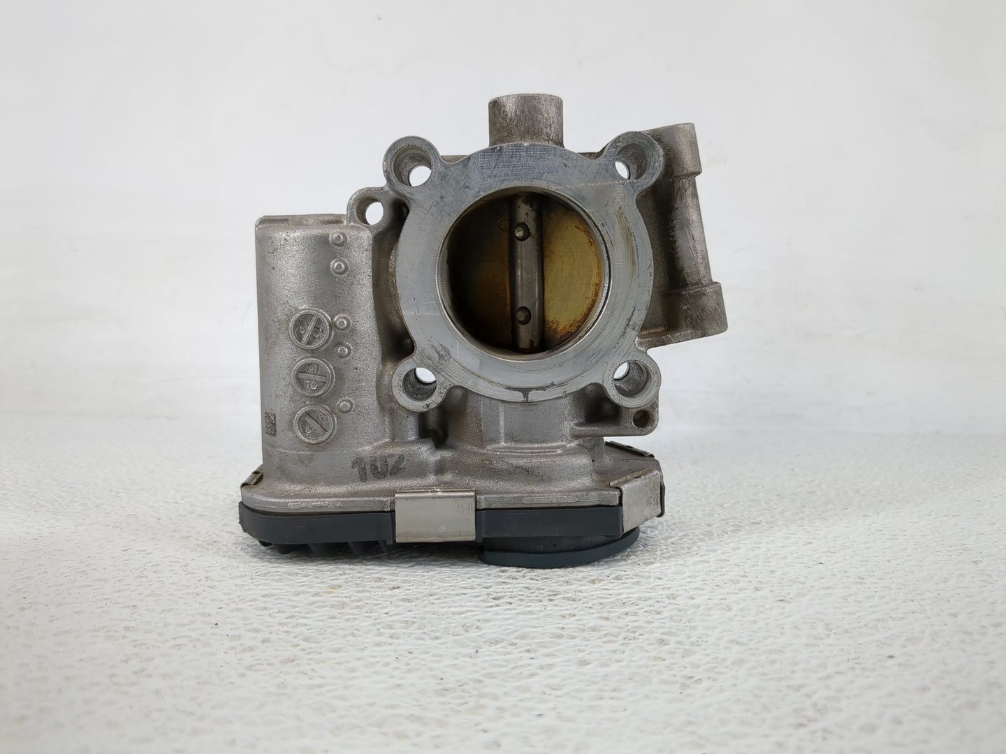 2011 Chevrolet Cruze Limited Throttle Body P/N:55565489 Fits Fits 2012 2013 2014 2015 2016 2017 2018 2019 2020 2021 OEM Used