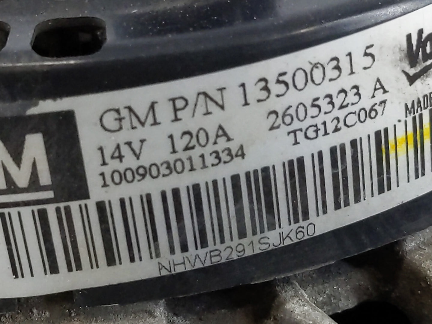 2010-2017 Chevrolet Equinox Alternator Replacement Generator Charging Assembly Engine OEM Fits OEM Used Auto Parts - Oemused