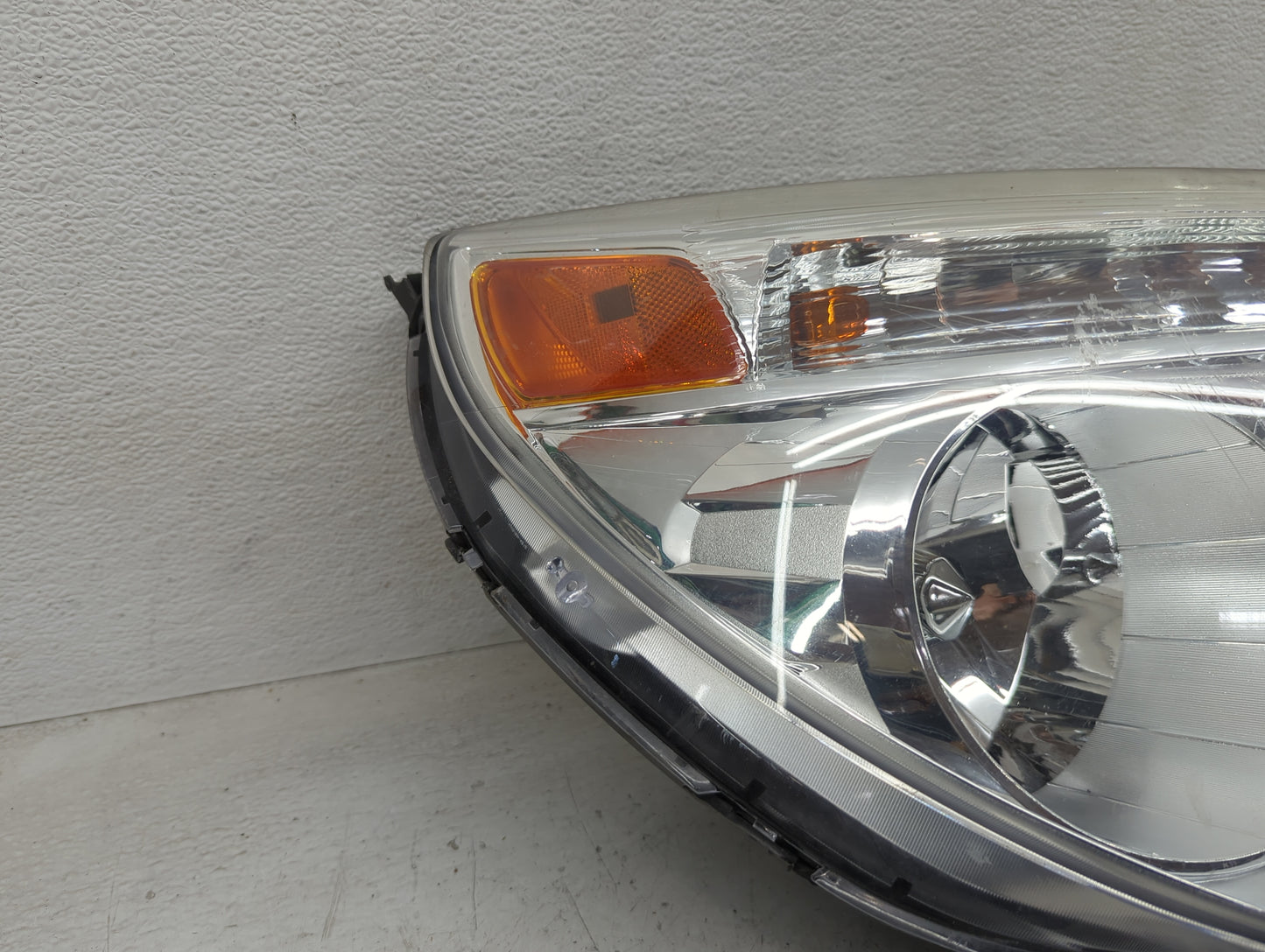 2010 Chevrolet Equinox Passenger Right Oem Head Light Headlight Lamp - Oemusedautoparts1.com