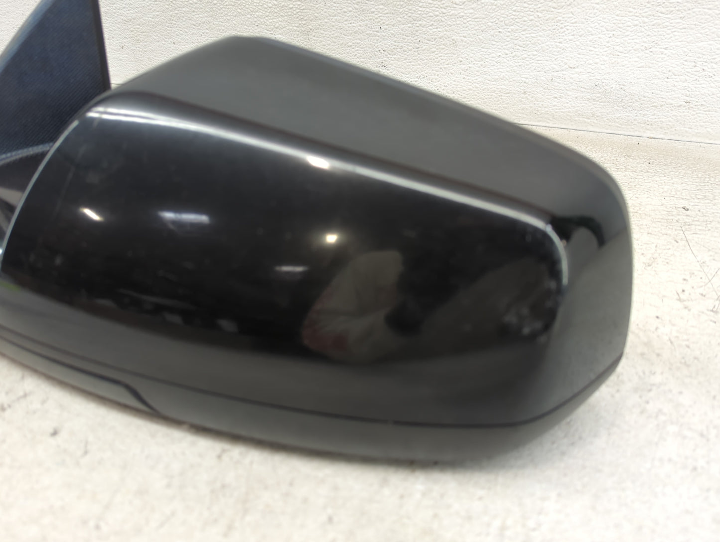 2010-2011 Chevrolet Equinox Driver Side View Mirror - Left Door Mirror OEM Used - Oemusedautoparts1.com