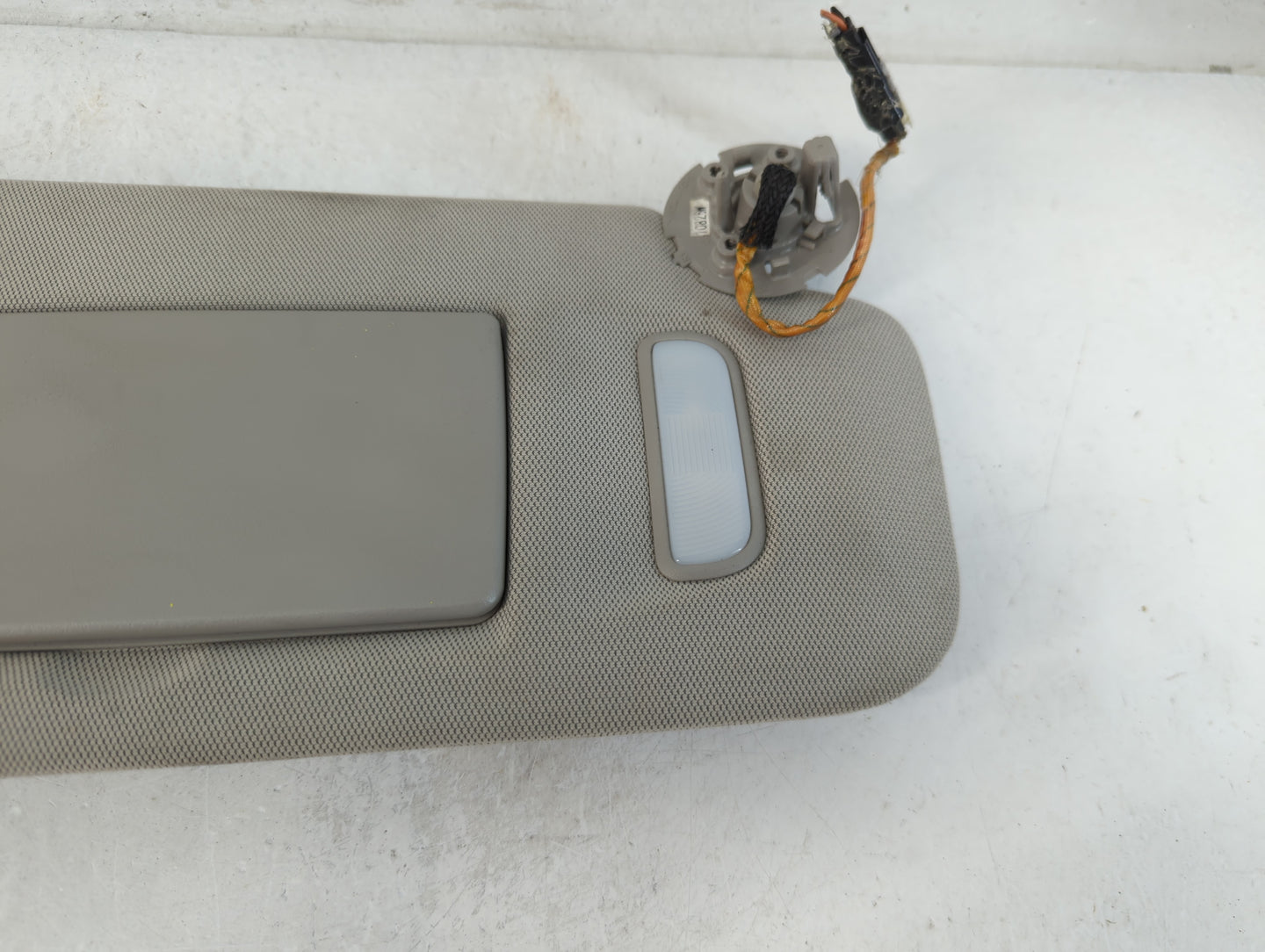 2010-2017 Chevrolet Equinox Sun Visor Shade Replacement Passenger Right Mirror Fits Fits 2010 2011 2012 2013 2014 2015 2016 