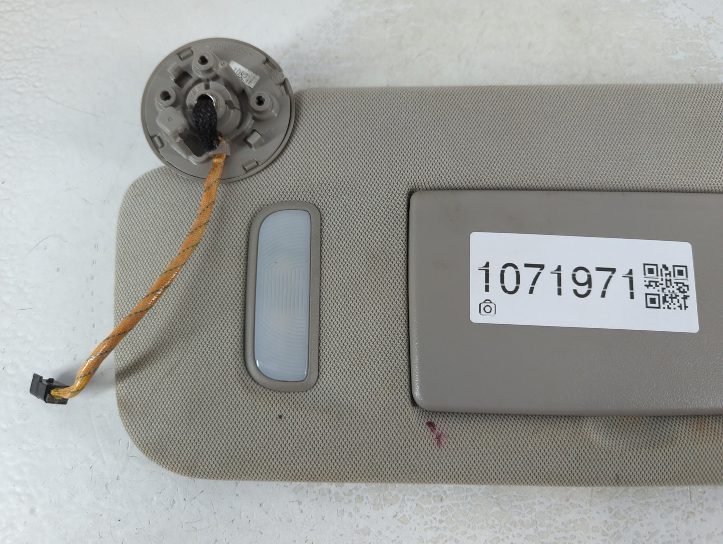 2010-2017 Chevrolet Equinox Sun Visor Shade Replacement Driver Left Mirror Fits Fits 2010 2011 2012 2013 2014 2015 2016 2017