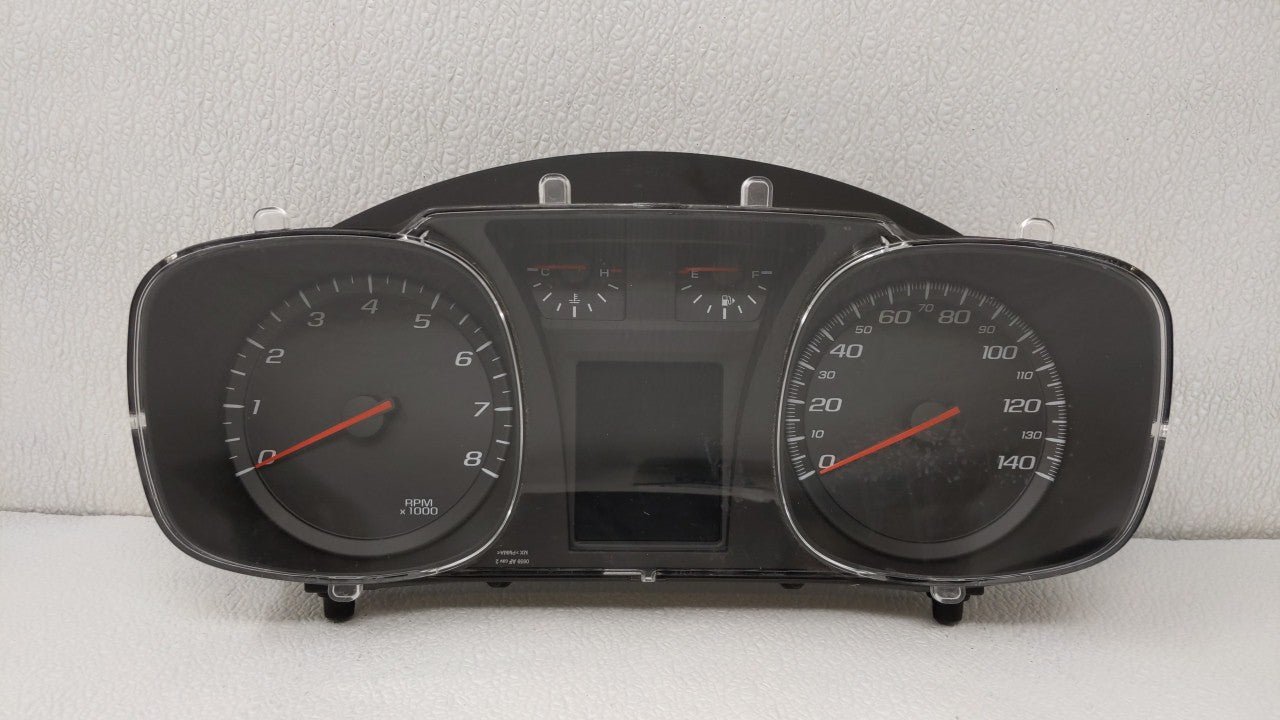 2011 Chevrolet Equinox Instrument Cluster Speedometer Gauges P/N:20978081 20978079, 22783661 Fits OEM Used Auto Parts - Oemu