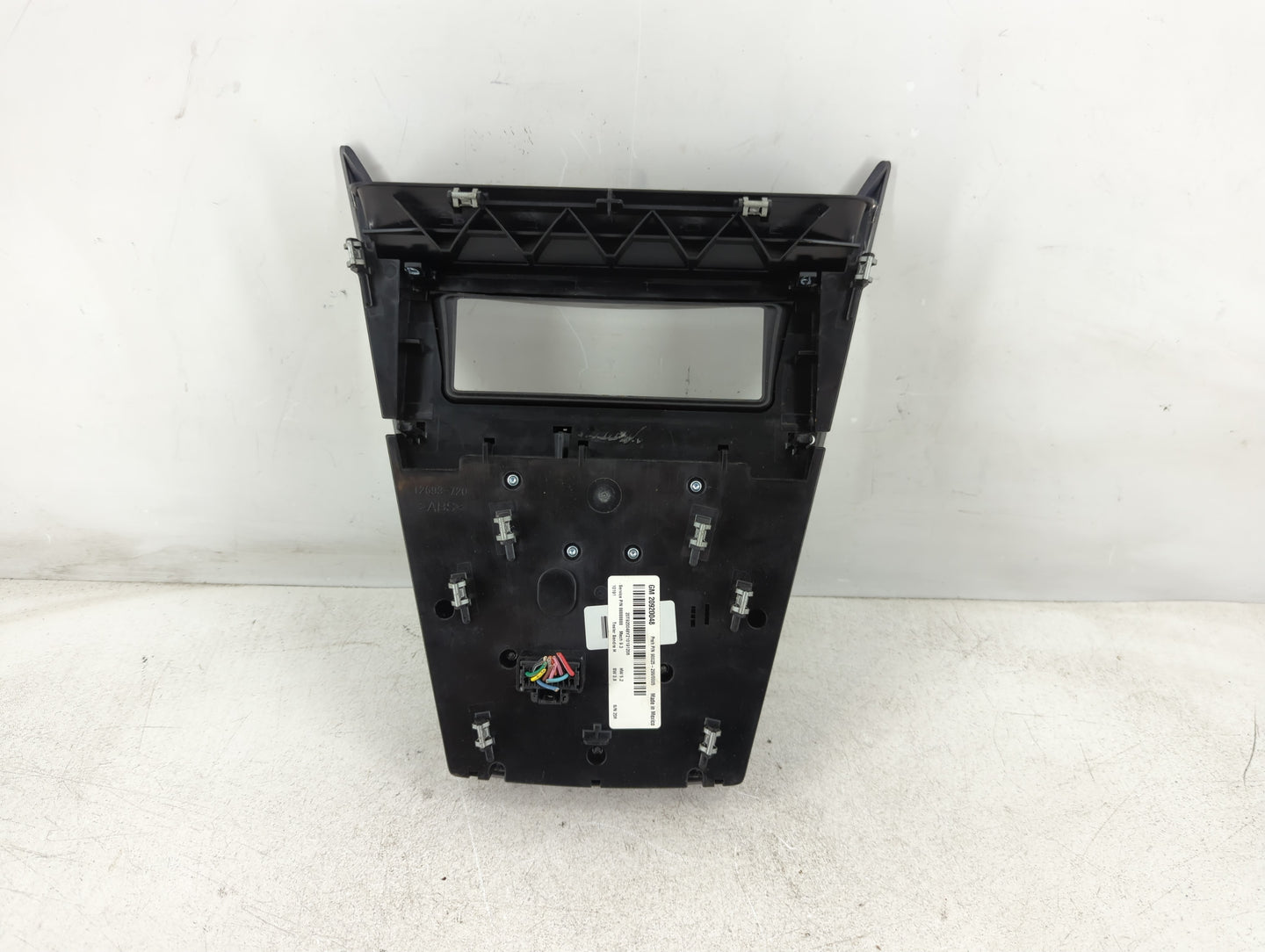 2011 Chevrolet Equinox Radio AM FM Cd Player Receiver Replacement P/N:20920048 95952766G Fits Fits 2010 OEM Used Auto Parts 