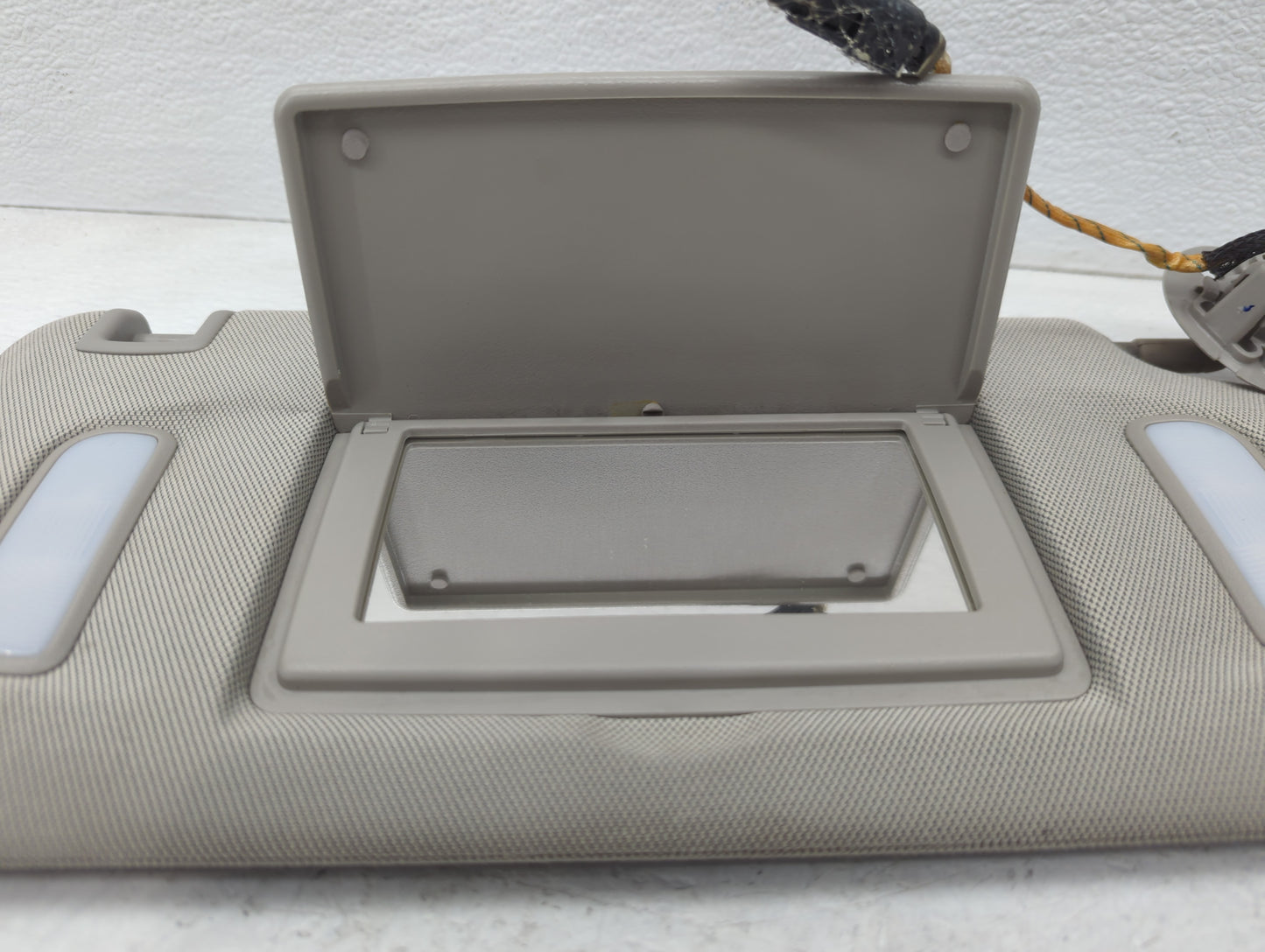 2010-2017 Chevrolet Equinox Sun Visor Shade Replacement Passenger Right Mirror Fits Fits 2010 2011 2012 2013 2014 2015 2016 