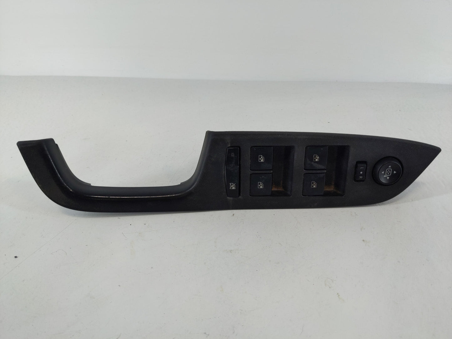 2010-2017 Chevrolet Equinox Master Power Window Switch Replacement Driver Side Left P/N:20917599 Fits OEM Used Auto Parts - 