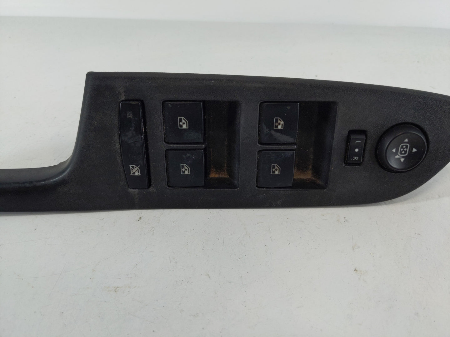 2010-2017 Chevrolet Equinox Master Power Window Switch Replacement Driver Side Left P/N:20917599 Fits OEM Used Auto Parts - 