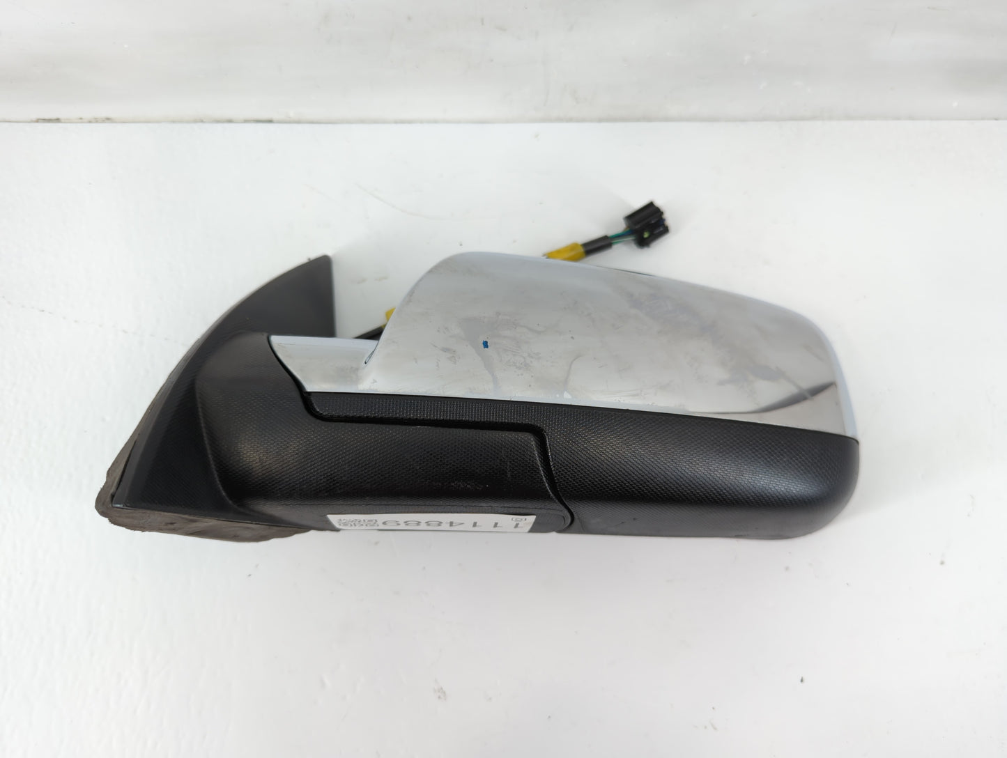 2010-2011 Chevrolet Equinox Driver Side View Mirror - Left Door Mirror OEM Used - Oemusedautoparts1.com