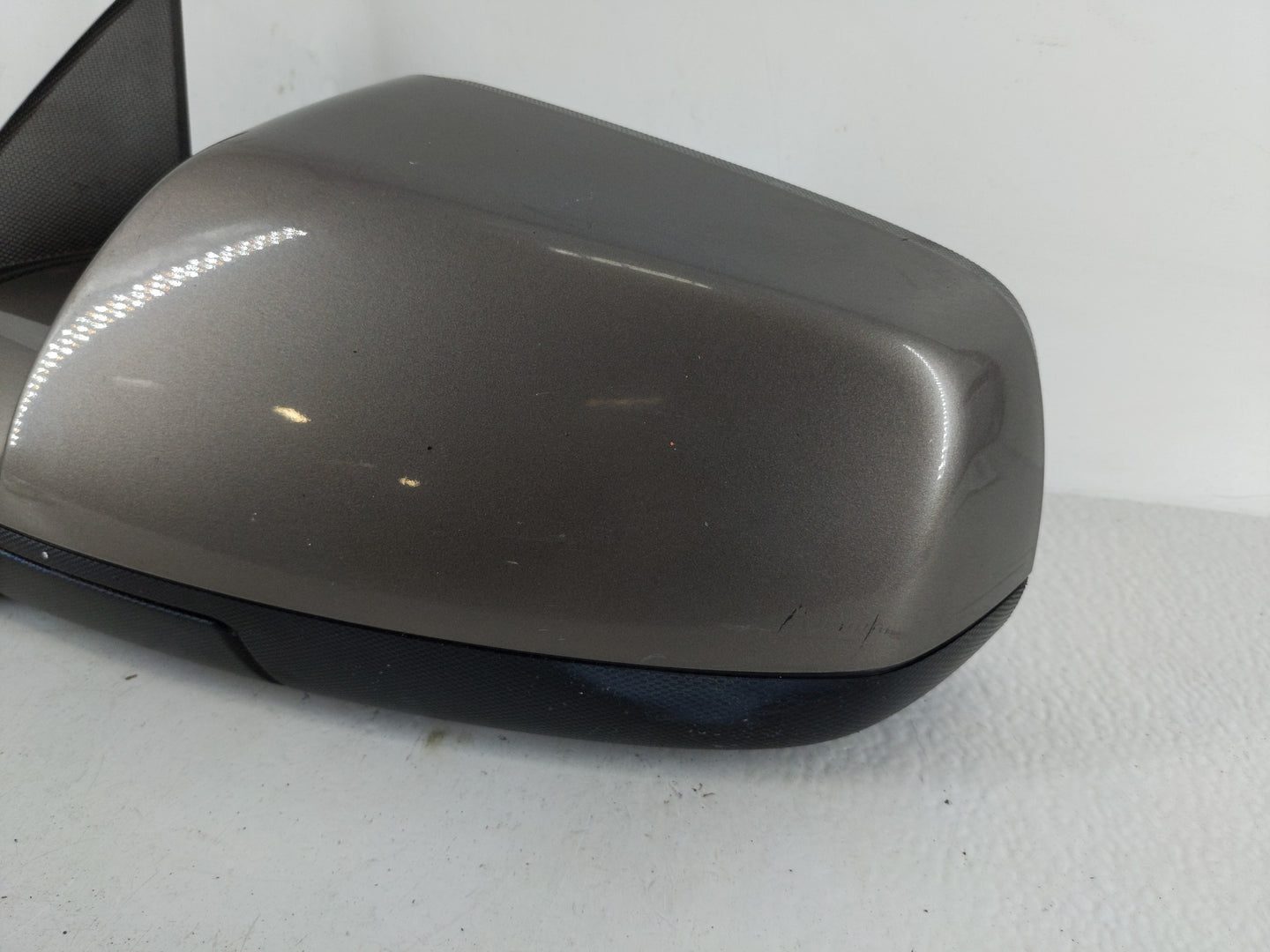 2010-2011 Chevrolet Equinox Driver Side View Mirror - Left Door Mirror OEM Used - Oemusedautoparts1.com