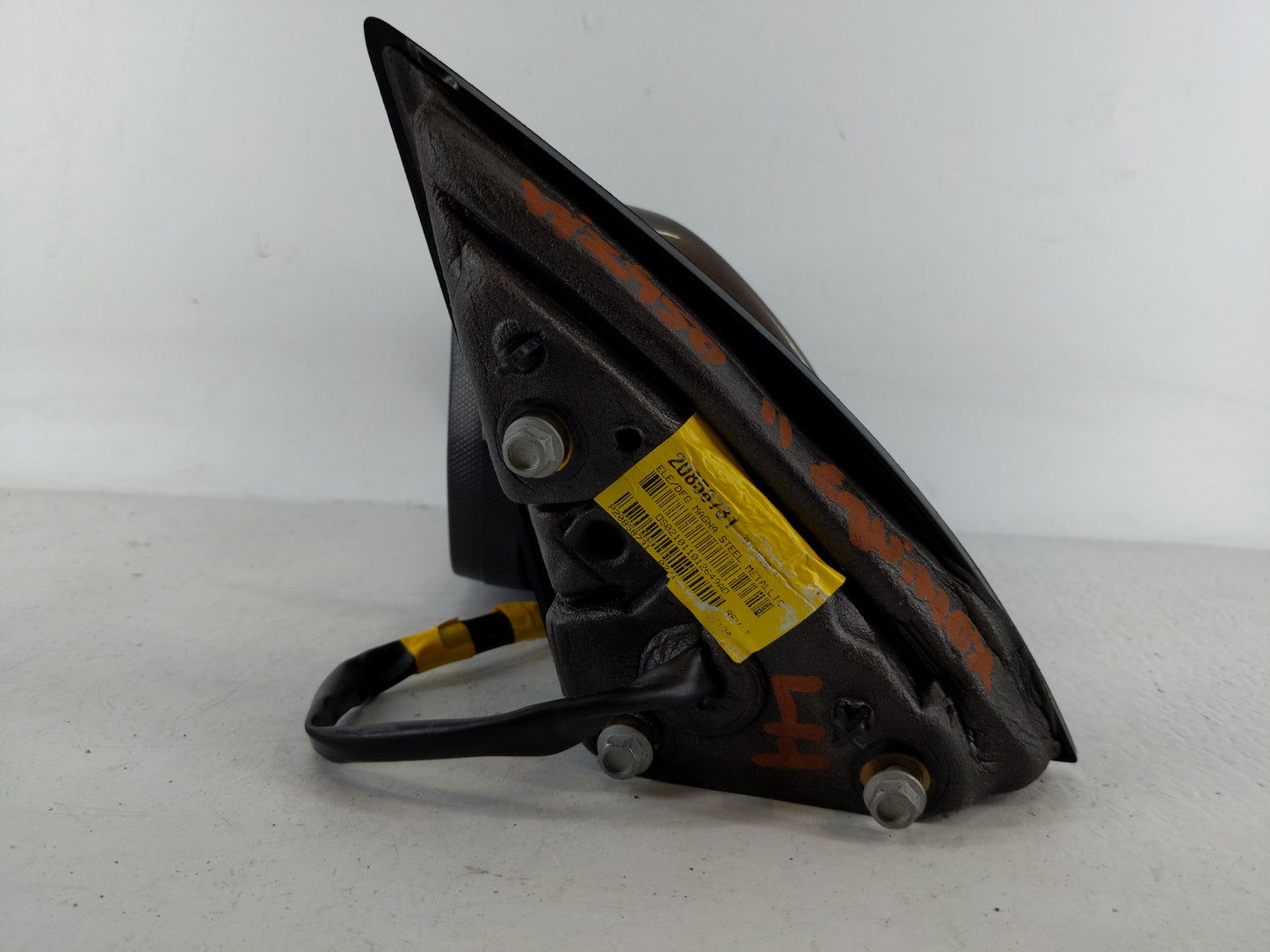 2010-2011 Chevrolet Equinox Driver Side View Mirror - Left Door Mirror OEM Used - Oemusedautoparts1.com