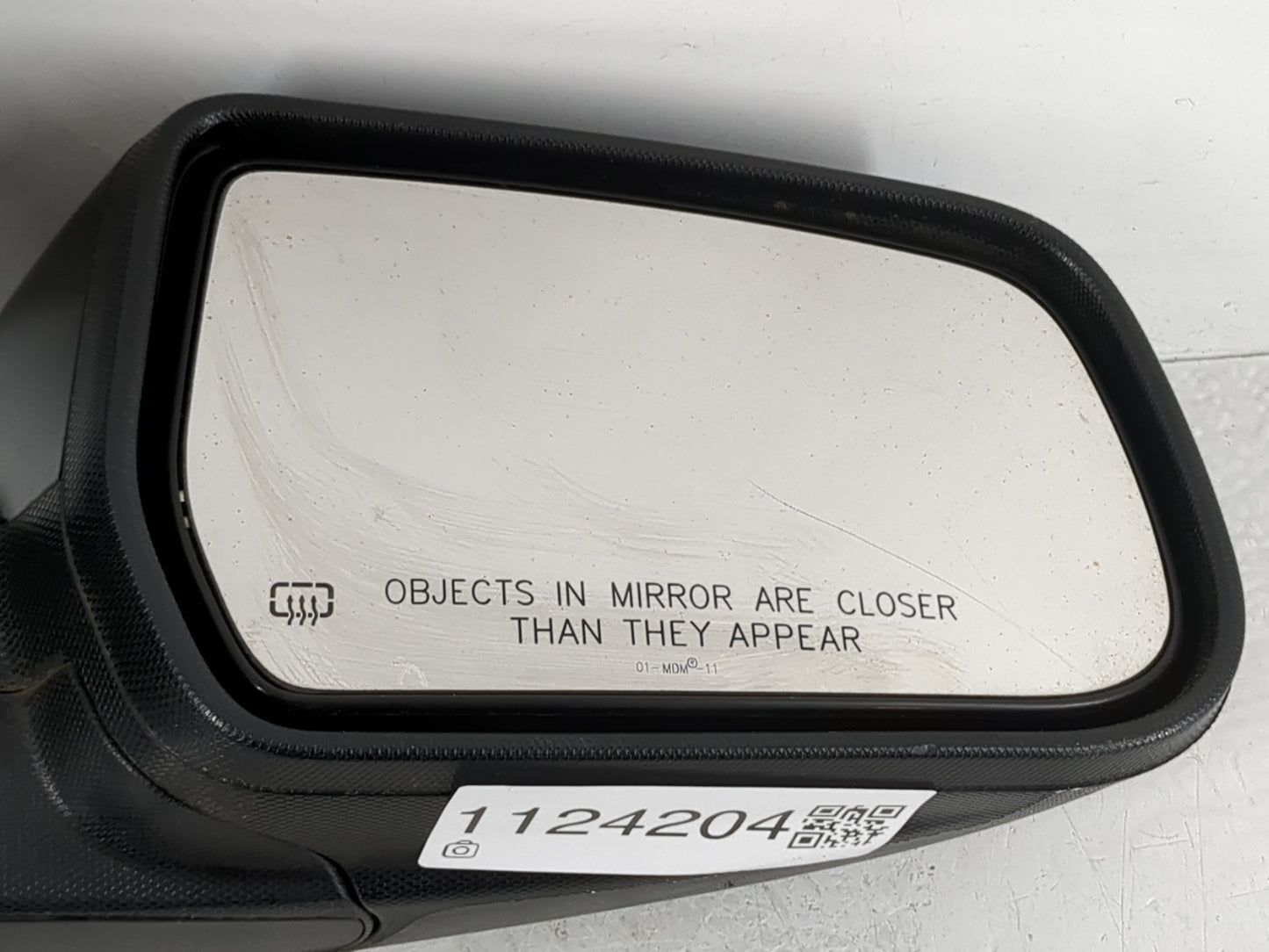2010-2011 Chevrolet Equinox Passenger Side View Mirror - Right Door Mirror OEM Used - Oemusedautoparts1.com