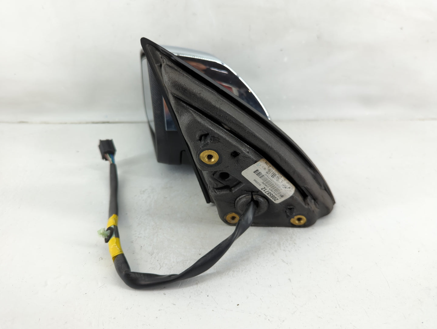 2010-2011 Chevrolet Equinox Driver Side View Mirror - Left Door Mirror OEM Used - Oemusedautoparts1.com