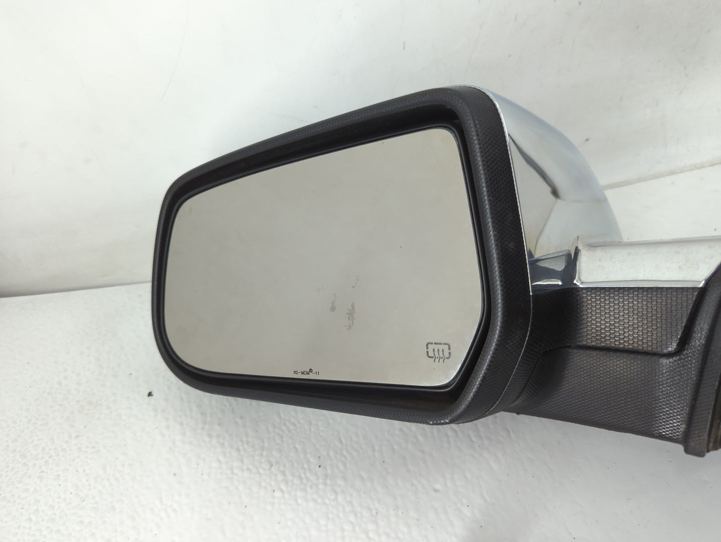 2010-2011 Chevrolet Equinox Driver Side View Mirror - Left Door Mirror OEM Used - Oemusedautoparts1.com