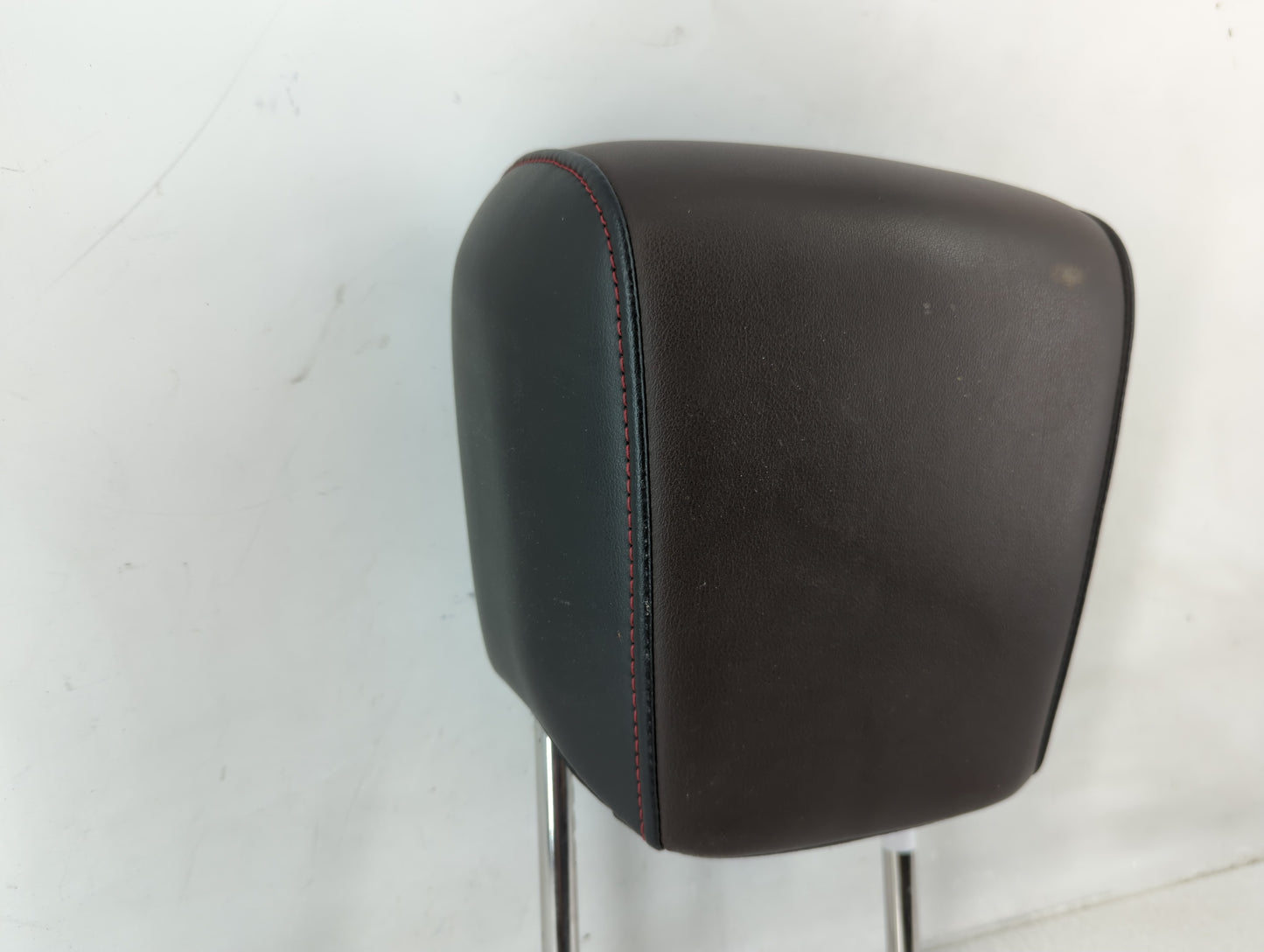2010-2011 Chevrolet Equinox Headrest Head Rest Rear Seat Fits Fits 2010 2011 OEM Used Auto Parts - Oemusedautoparts1.com