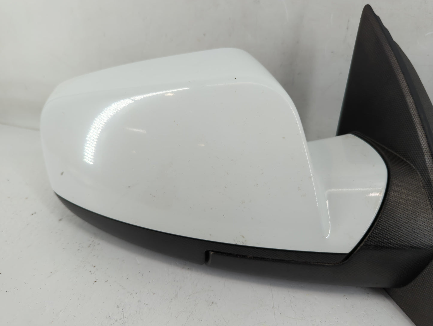 2010-2011 Chevrolet Equinox Passenger Side View Mirror - Right Door Mirror OEM Used - Oemusedautoparts1.com