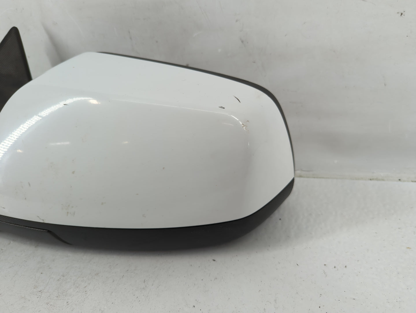 2010-2011 Chevrolet Equinox Driver Side View Mirror - Left Door Mirror OEM Used - Oemusedautoparts1.com