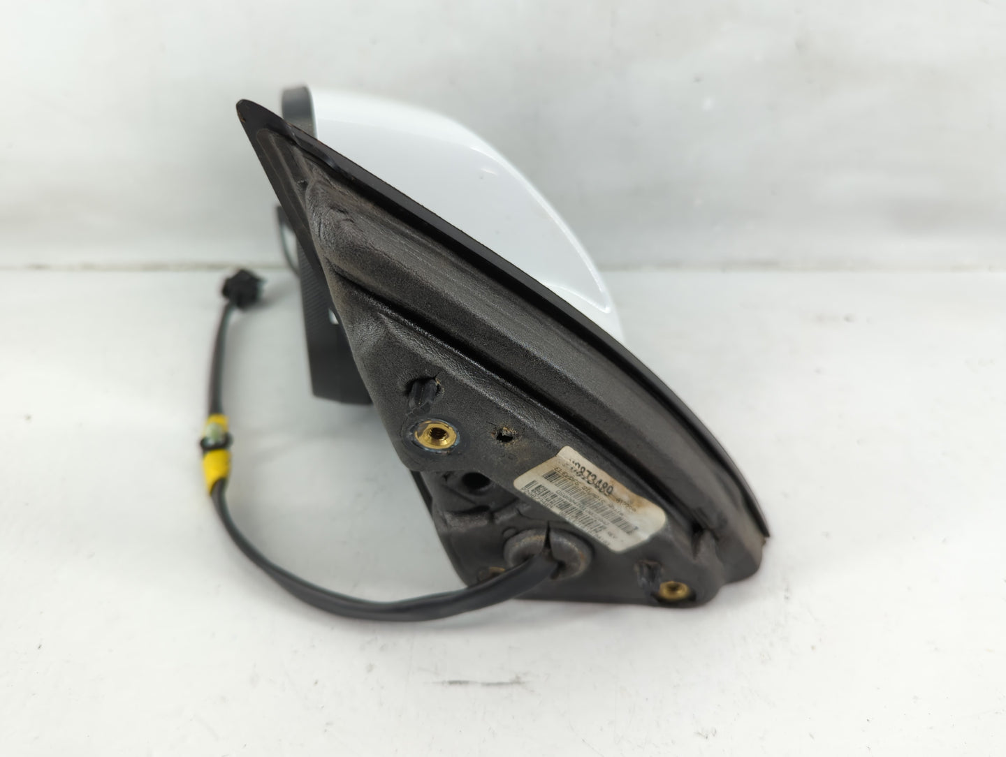 2010-2011 Chevrolet Equinox Driver Side View Mirror - Left Door Mirror OEM Used - Oemusedautoparts1.com