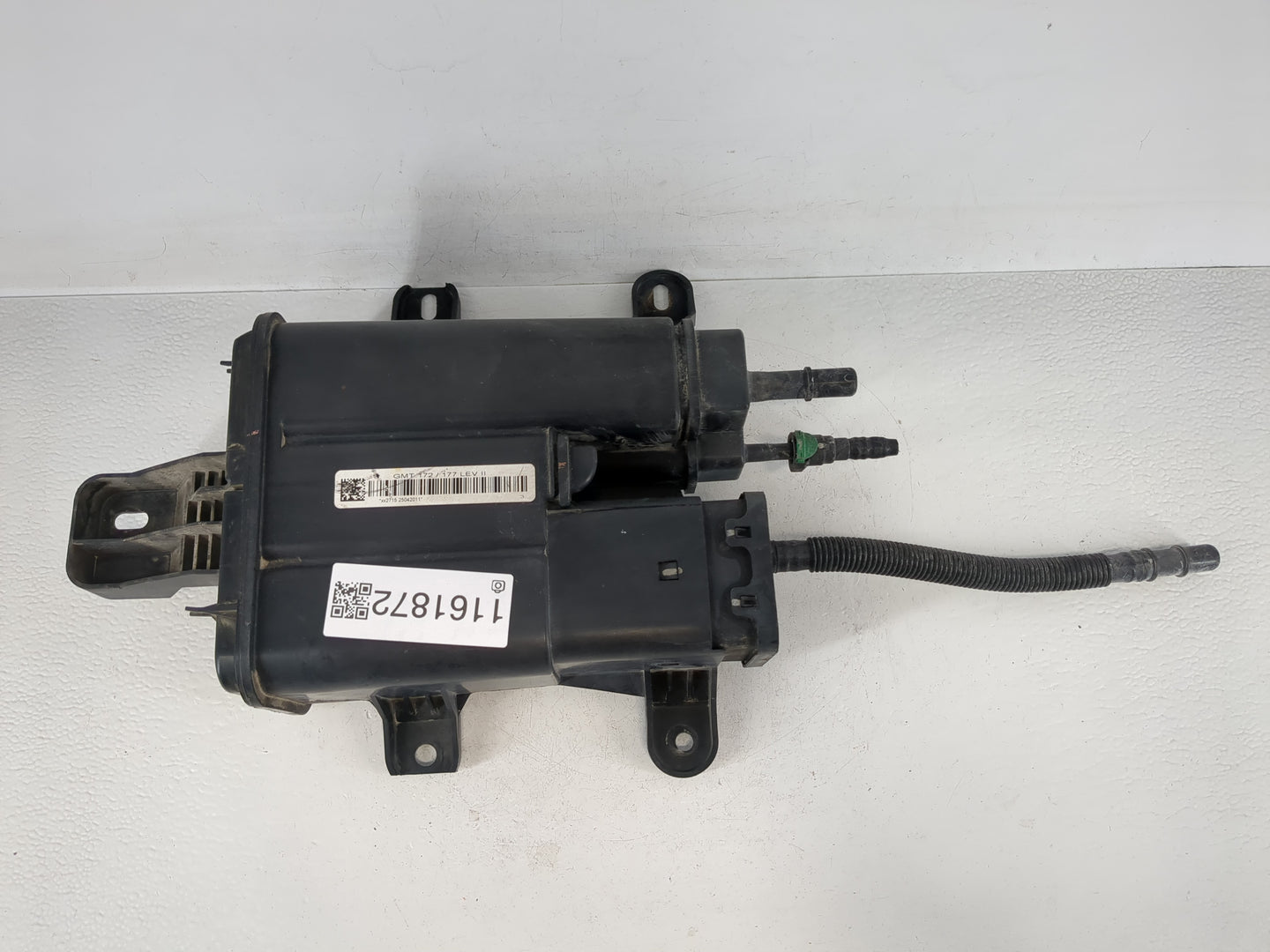 2011 Chevrolet Equinox Fuel Vapor Charcoal Canister - Oemusedautoparts1.com