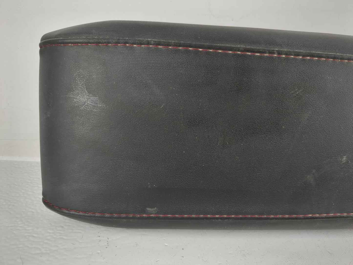 2010-2011 Chevrolet Equinox Center Console Armrest Cover Lid Fits Fits 2010 2011 OEM Used Auto Parts - Oemusedautoparts1.com