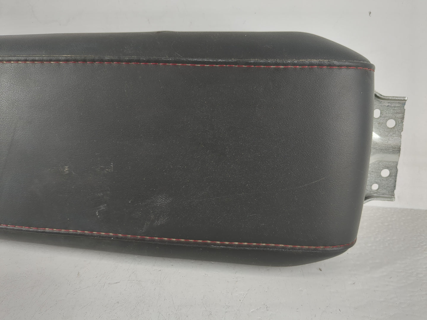2010-2011 Chevrolet Equinox Center Console Armrest Cover Lid Fits Fits 2010 2011 OEM Used Auto Parts - Oemusedautoparts1.com