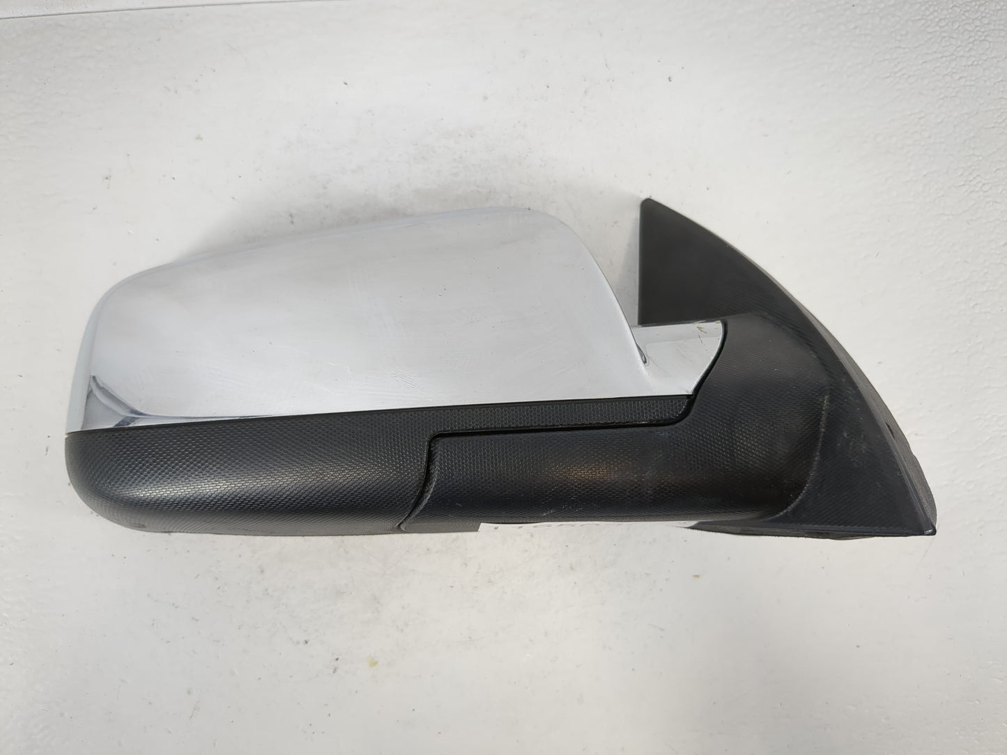 2010-2011 Chevrolet Equinox Passenger Side View Mirror - Right Door Mirror OEM Used - Oemusedautoparts1.com