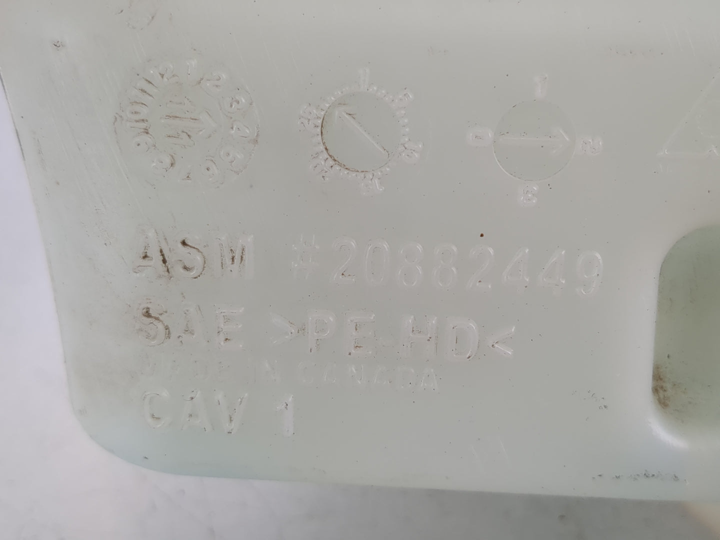 2010-2017 Chevrolet Equinox Windshield Washer Fluid Reservoir Bottle Oem - Oemusedautoparts1.com