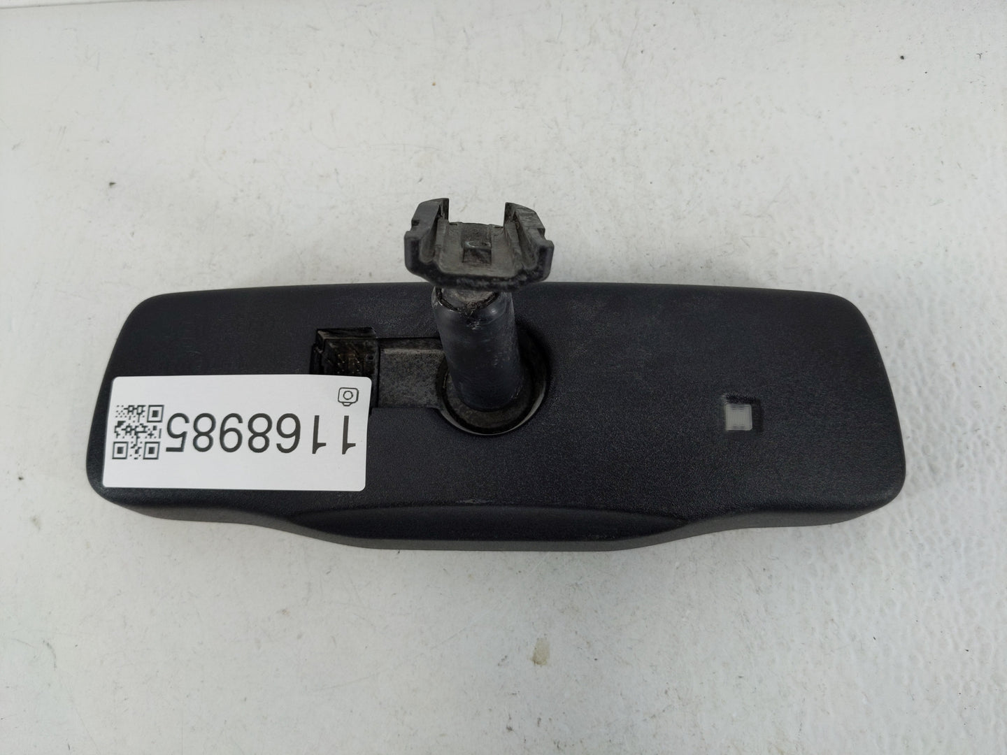 2010-2011 Chevrolet Equinox Interior Rear View Mirror Replacement OEM P/N:E11026137 Fits Fits 2009 2010 2011 2012 2013 2014 