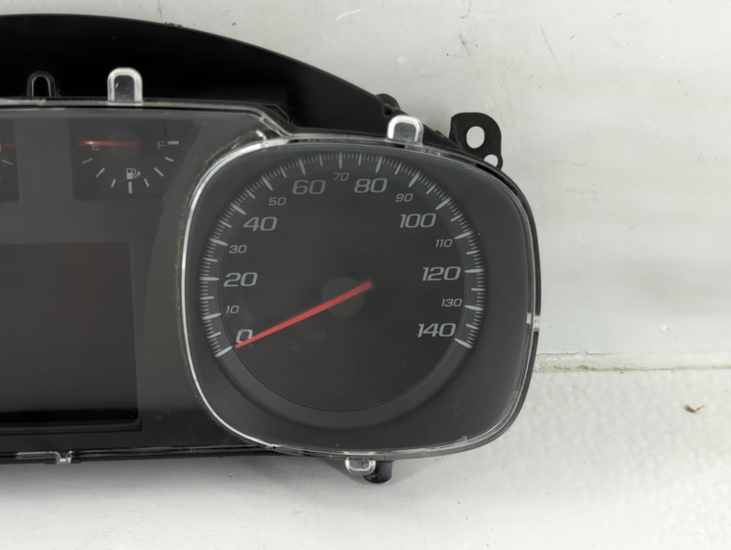2011 Chevrolet Equinox Instrument Cluster Speedometer Gauges P/N:20978079 Fits OEM Used Auto Parts - Oemusedautoparts1.com