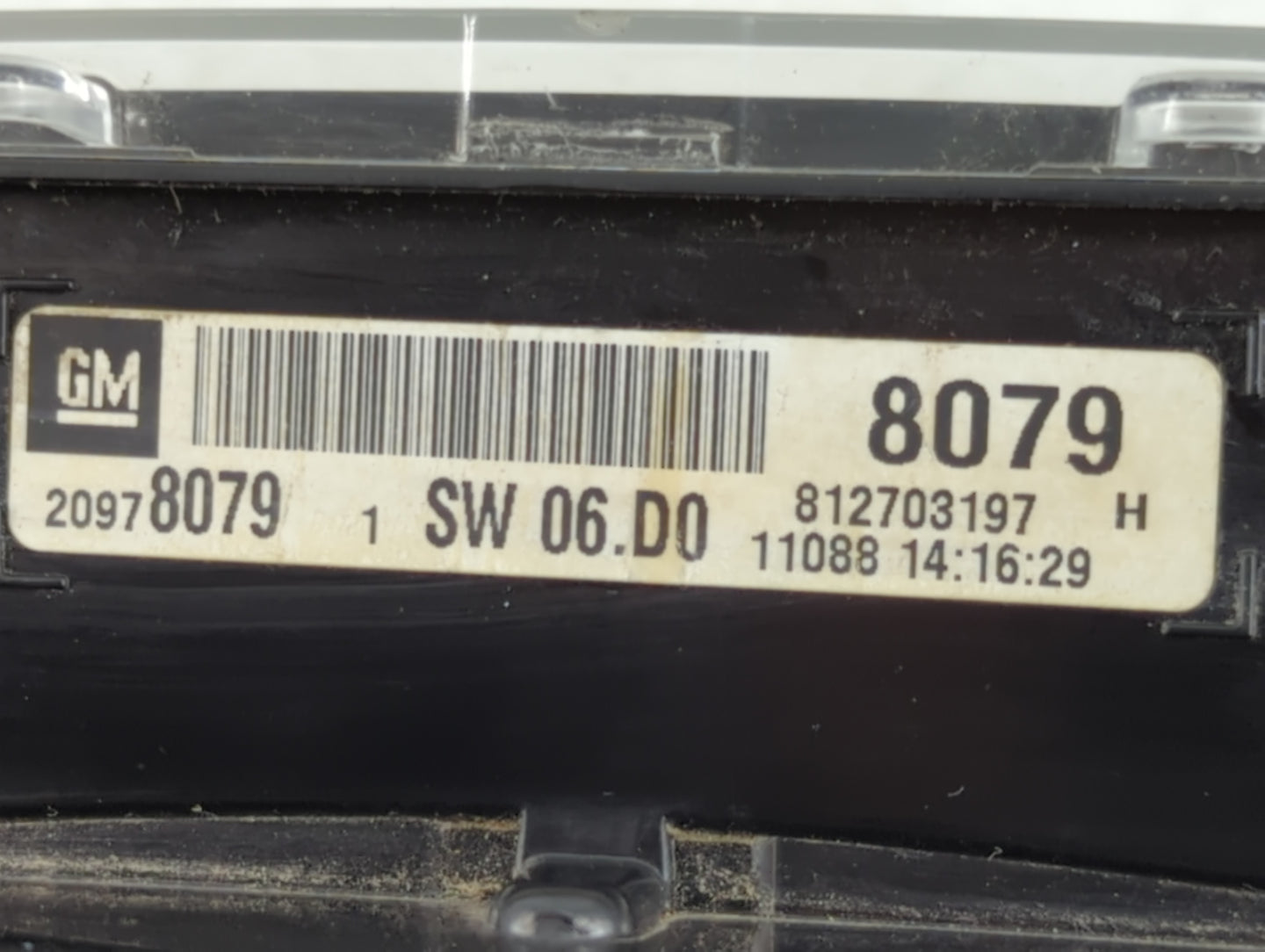 2011 Chevrolet Equinox Instrument Cluster Speedometer Gauges P/N:20978079 Fits OEM Used Auto Parts - Oemusedautoparts1.com