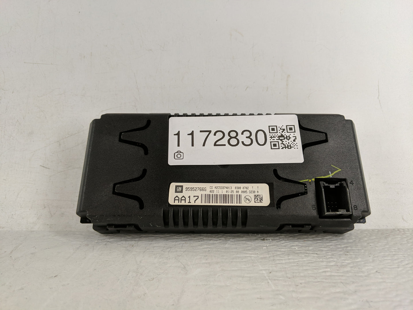 2010-2015 Chevrolet Equinox Information Display Screen - Oemusedautoparts1.com