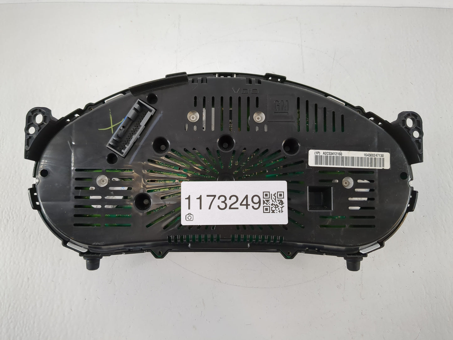 2011 Chevrolet Equinox Instrument Cluster Speedometer Gauges P/N:1PA2C53412160 Fits OEM Used Auto Parts - Oemusedautoparts1.