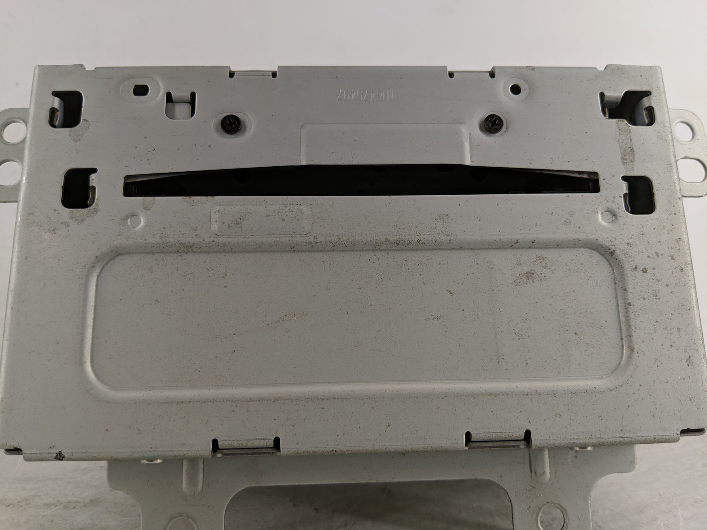 2010-2011 Chevrolet Equinox Radio AM FM Cd Player Receiver Replacement P/N:20983517 Fits Fits 2010 2011 OEM Used Auto Parts 