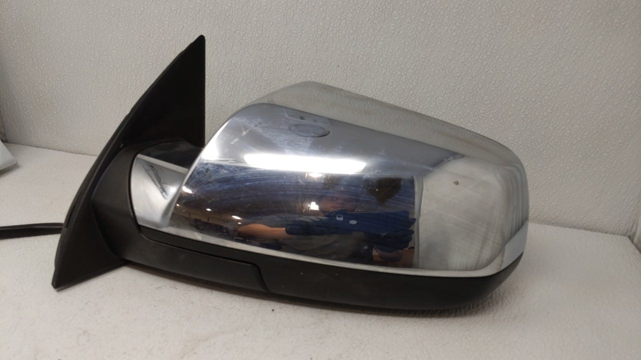 2010-2011 Chevrolet Equinox Driver Side View Mirror - Left Door Mirror OEM Used - Oemusedautoparts1.com