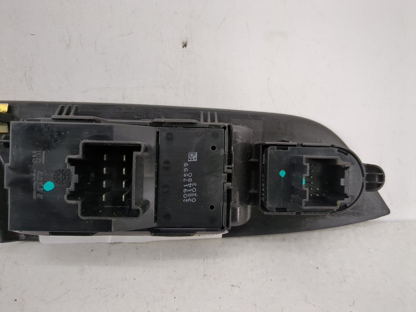 2010-2017 Chevrolet Equinox Master Power Window Switch Replacement Driver Side Left P/N:20917599 Fits OEM Used Auto Parts - 