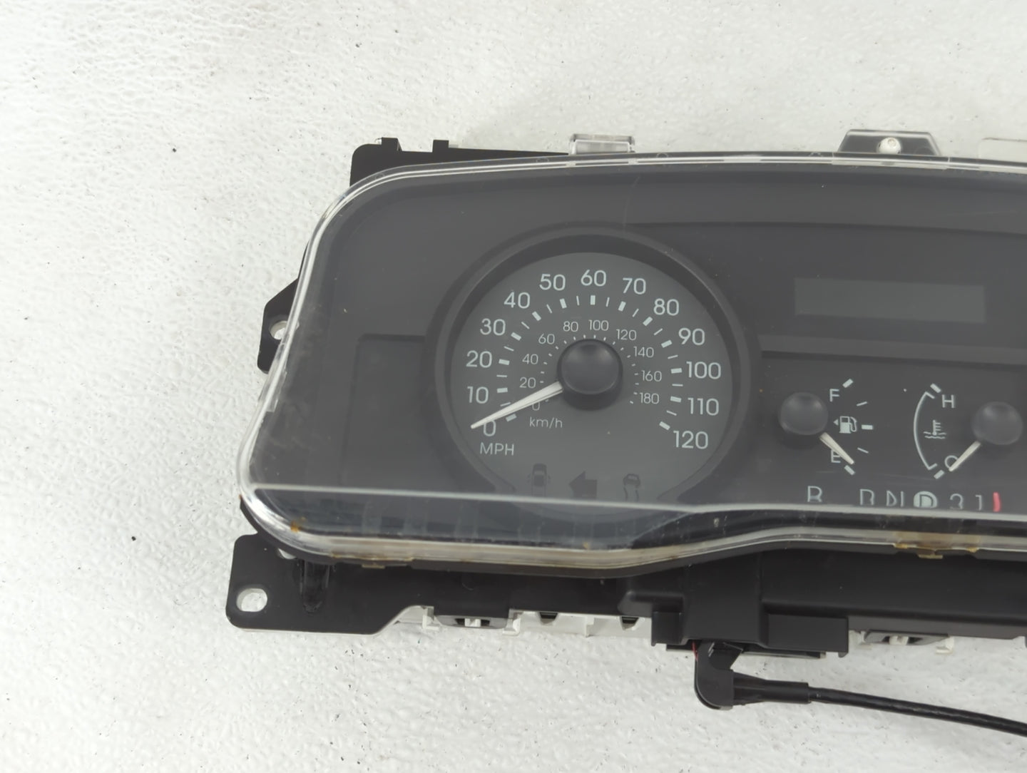 2011 Chevrolet Equinox Instrument Cluster Speedometer Gauges Fits OEM Used Auto Parts - Oemusedautoparts1.com