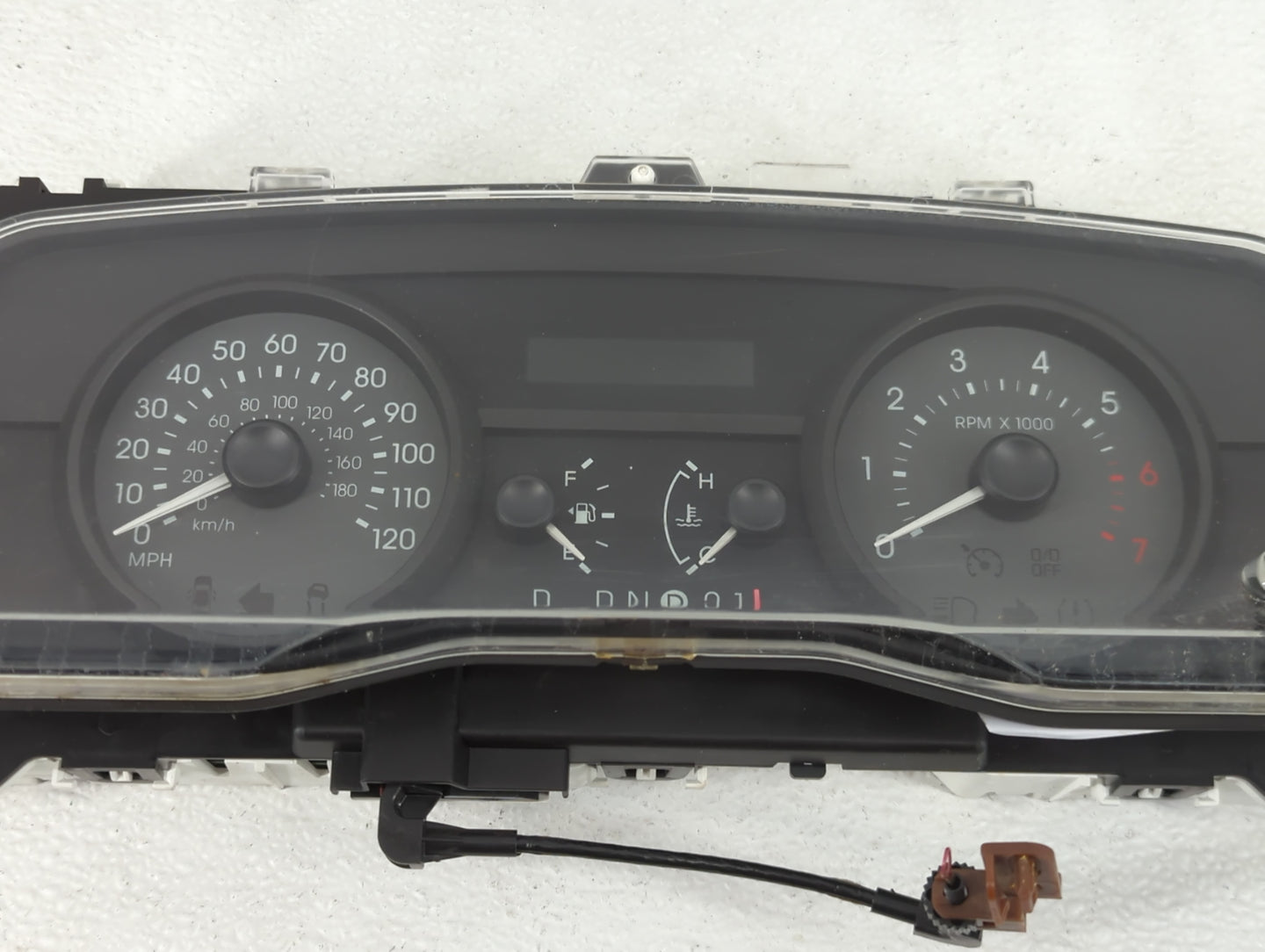 2011 Chevrolet Equinox Instrument Cluster Speedometer Gauges Fits OEM Used Auto Parts - Oemusedautoparts1.com