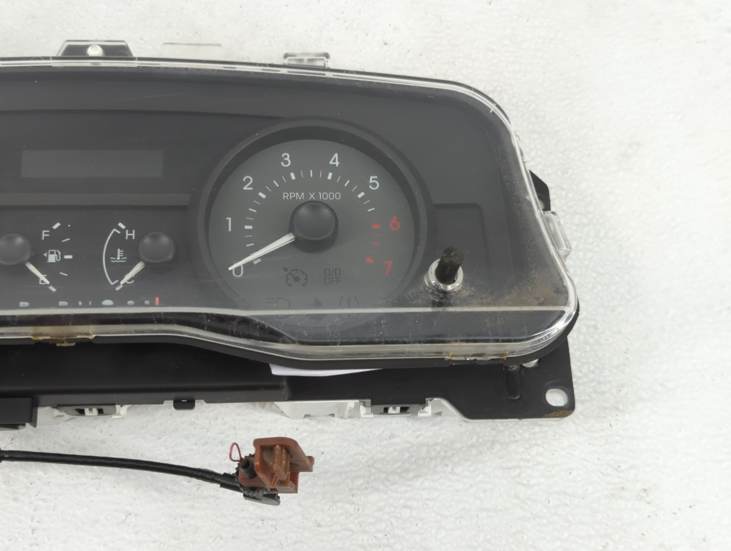 2011 Chevrolet Equinox Instrument Cluster Speedometer Gauges Fits OEM Used Auto Parts - Oemusedautoparts1.com