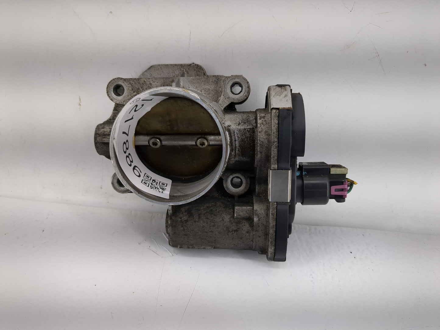 2010-2011 Chevrolet Equinox Throttle Body Fits Fits 2007 2008 2009 2010 2011 2012 OEM Used Auto Parts - Oemusedautoparts1.co