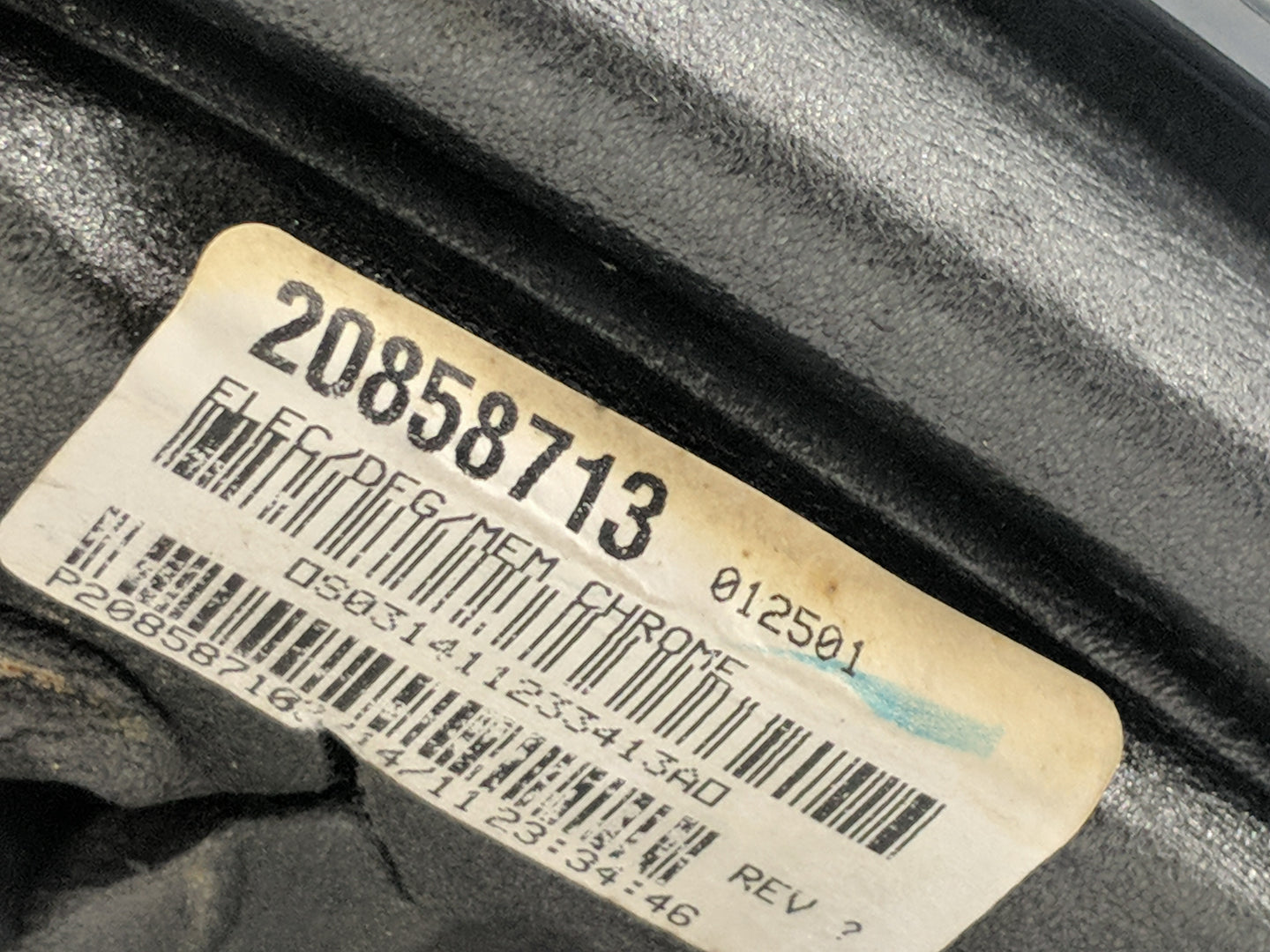 2010-2011 Chevrolet Equinox Passenger Right Side View Manual Door Mirror - Oemusedautoparts1.com