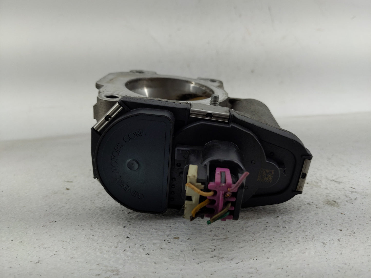 2010-2011 Chevrolet Equinox Throttle Body Fits Fits 2007 2008 2009 2010 2011 2012 OEM Used Auto Parts - Oemusedautoparts1.co