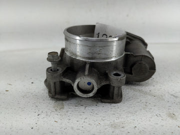 2010-2011 Chevrolet Equinox Throttle Body Fits Fits 2007 2008 2009 2010 2011 2012 OEM Used Auto Parts
