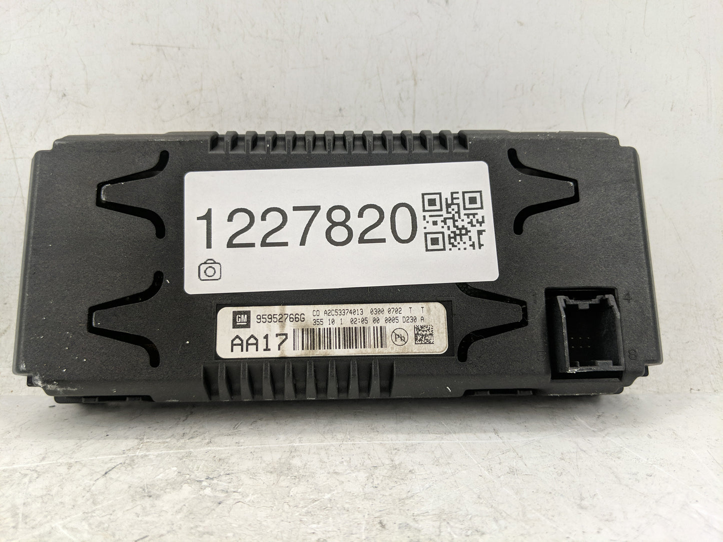2010-2015 Chevrolet Equinox Information Display Screen - Oemusedautoparts1.com