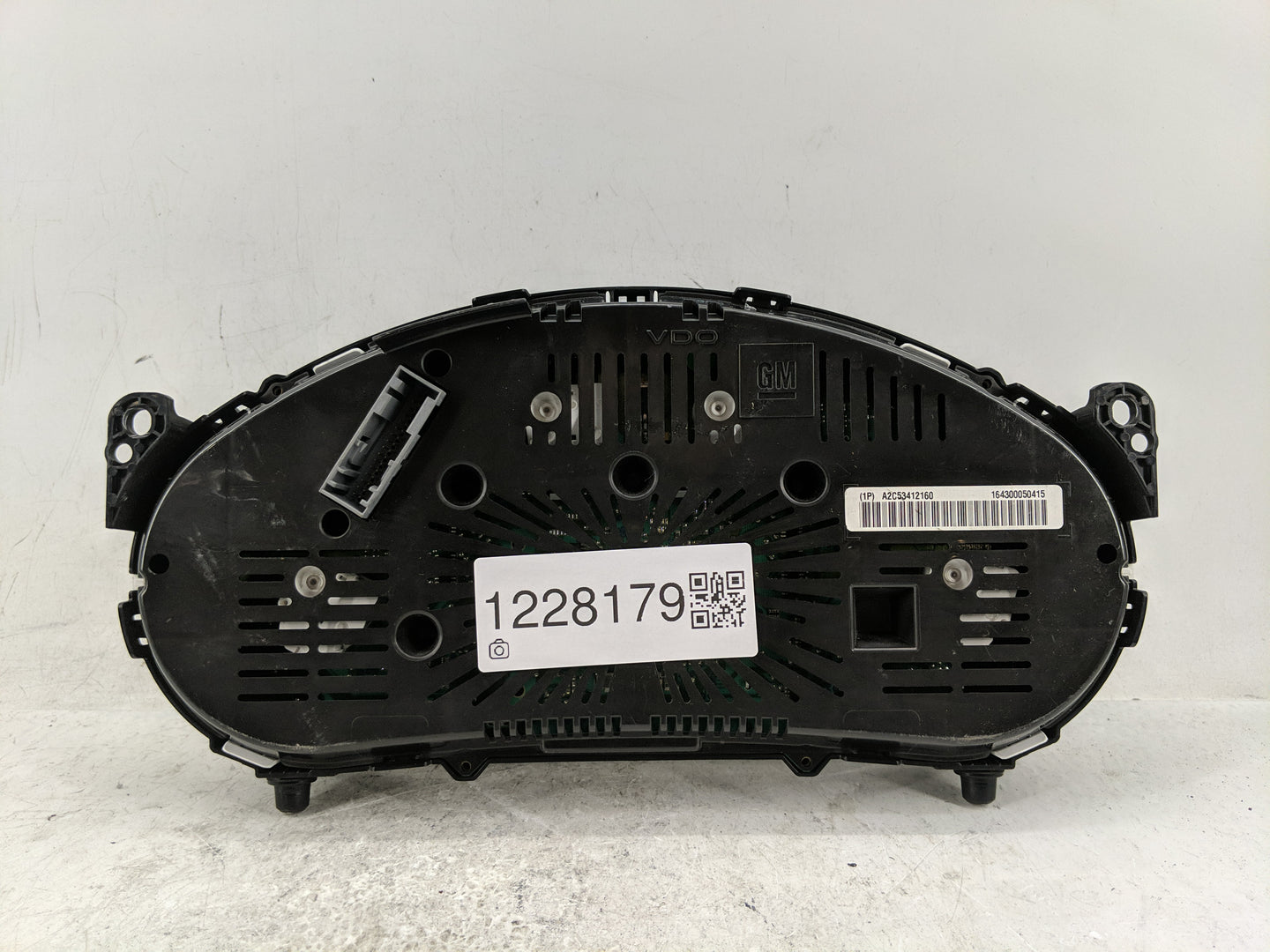 2011 Chevrolet Equinox Instrument Cluster Speedometer Gauges P/N:20978079 Fits OEM Used Auto Parts - Oemusedautoparts1.com
